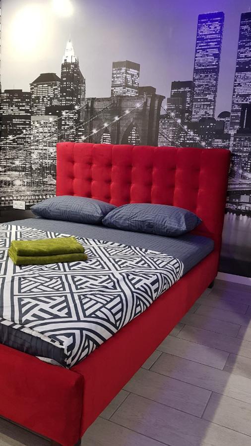 New York City Apartament คาร์คิฟ ภายนอก รูปภาพ